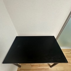 ニトリブラックデスクの画像