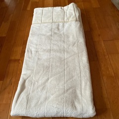 25 ニトリ　ブランケット