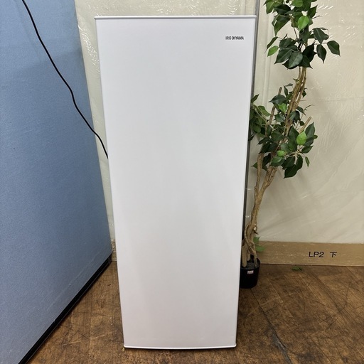 I687 ? ジモティー限定価格！ 2024年製の美品♪ アイリスオーヤマ 冷蔵庫 (142L) ⭐ 動作確認済 ⭐ クリーニング済