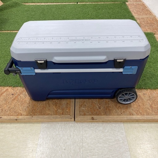【店頭引取限定】【中古】【現状販売】IGLOO イグルー クーラー 104L  25,300円（税込）