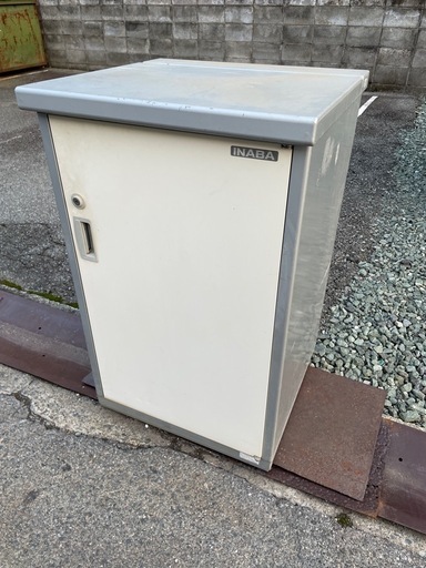 ★ 清掃済 ★ 物置 イナバ H98xW62xD60cm アルミ 製 棚の高さ調整可能  鍵なし