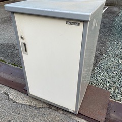 ★ 清掃済 ★ 物置 イナバ H98xW62xD60cm アルミ...