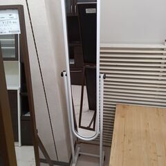 リユースのサカイ栃木店★ジモティ割あり★  姿見 ホワイト W2...