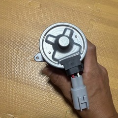 新品VOXY70用ファンモーター の画像