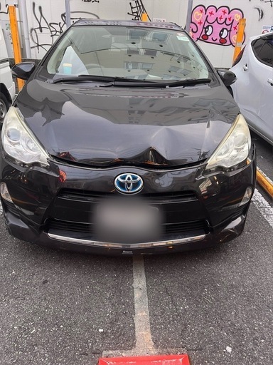 アクア　事故車　車検2年