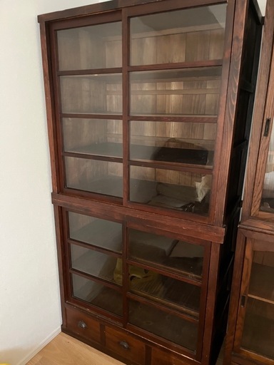 大正・昭和初期　タンスor本棚②