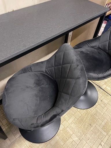 ほぼ未使用　トウキョウインテリア　バーカウンター&バーチェア