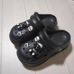 クロックス風厚底サンダルの画像