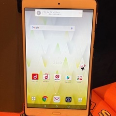 土日限定　NTTdocomo d-01j タブレット