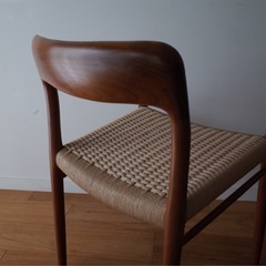 極美品 / ヴィンテージ 【モラー 75】ペーパーコード新品 / yチェアの画像