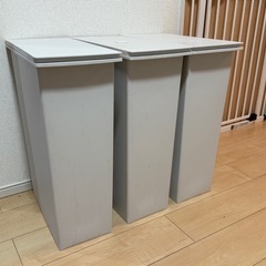 [お譲り先決定]ニトリゴミ箱3セットの画像