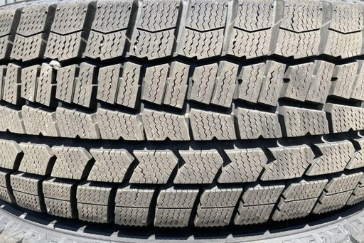 【お取引決まりました】DUNLOP 185/65R15 24年製　冬タイヤ　バリ山　イボ付き