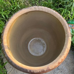値引きしました。厚みのある大きな水瓶の画像