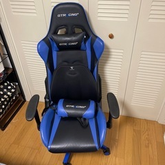 AK Racing ゲーミングチェアの画像