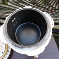 美品 電気圧力鍋 4Lの画像