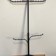 【ネックレスハンガー&アクセサリー置き】