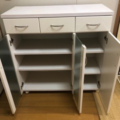 キッチン棚（コマ付き）★値下げ不可の画像