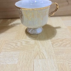 SIROYAMA 　CHINA カップ ソーサー 5客　シュガーポットの画像