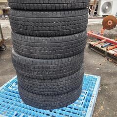 15年製 205/85r16 117/115L スタッドレスタイ...
