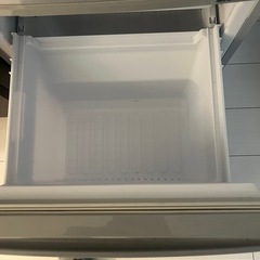 SHARP 冷蔵庫の画像