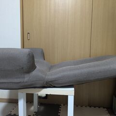 【無料】厚手ふかふか座椅子（背もたれ壊れ）ペット用にも◎の画像