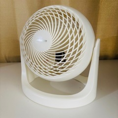 アイリスオーヤマサーキュレーター 14畳用 PCF-MKM18N-W (Umeco