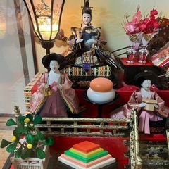 雛人形飾り　ケース入りの画像