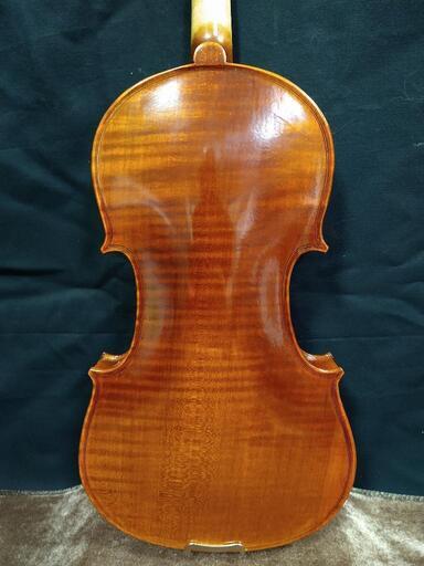 ９万円の付属品付　新品オイルニースバイオリン　１ピース美しい自然トラ目4/4 9万円の付属品 新品 1ピース自然のトラ目 オイルニース バイオリン