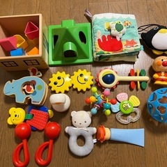 取引中a【無料】赤ちゃん用おもちゃ　15点セット