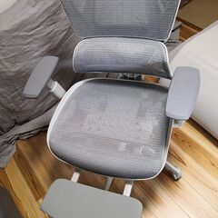 ほぼ新品オフィスチェアーの画像