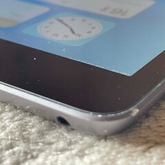 iPad 第９世代 10.2インチA2602 Wi-Fi silver ６４GB  バッテリー９１% 　221 ②の画像
