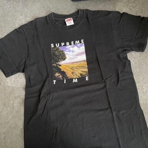 supreme Tシャツ レディース