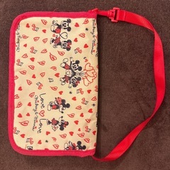 ミッキーマルチケース&シェリメーポーチの画像