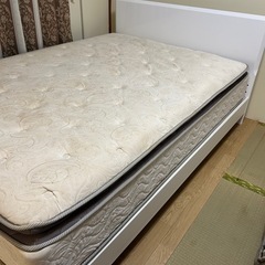 ダブルベッド マットレスのみ