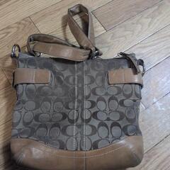 差し上げます‼️COACH・シグネチャーショルダーバッグの画像