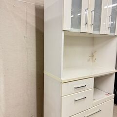 24393  3枚ガラス扉キッチンボード　幅88.5cm NITORI   ◆大阪市内・東大阪市他 6,000円以上ご購入で無料配達いたします！◆ ※高槻・枚方方面◆西宮・尼崎方面◆生駒方面　それぞれ条件付き無料配送あり！            の画像