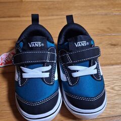 VANS 　スニーカー　未使用　１４センチ