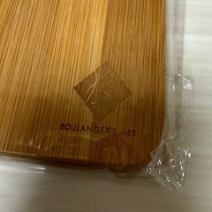 新品未使用　パン型小型まな板の画像