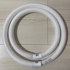 蛍光灯パナソニックパルクプレミアの画像