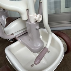 【引渡先決定済】三輪車　iimo ホワイトの画像