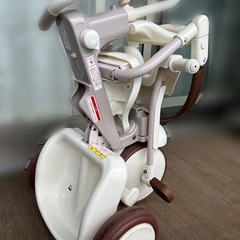 【引渡先決定済】三輪車　iimo ホワイトの画像