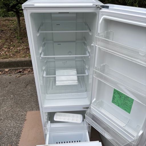 ?福岡市内配送設置対応?　【⭐️全額返金保証⭐️】【稼動品】 　2022年製★YAMADA 179L 冷蔵庫　2022年製★ヤマダ電機