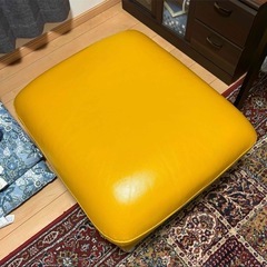 本革　レザー　オーダーメイド　スツールの画像