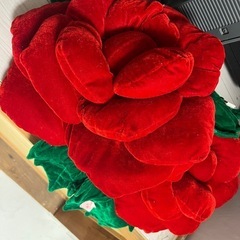 薔薇のクッション