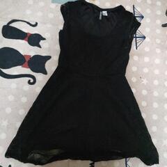 H&M　花柄レース黒のワンピース