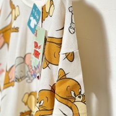 新品タグ付きkids100㎝トムとジェリー ワッフル生地パジャマ 七分袖 腹巻きの画像