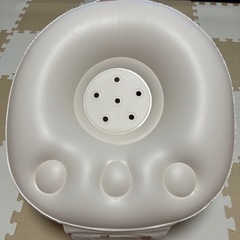 ベビーチェア 赤ちゃん バスチェア ベビー用バスチェア お風呂 食事用 折りたたみ 空気式 お座り練習チェア 持ち運び ふわふわシャワーチェア (クマ)の画像