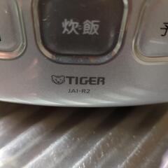 炊飯ジャー3合炊き TIGER JAI-R2の画像