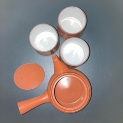 ✨未使用✨ 【昭和レトロ】【懐かしい】【磁器製】朱泥急須 湯呑み3個 セットの画像