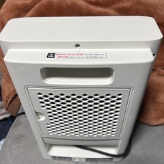 電気ストーブの画像